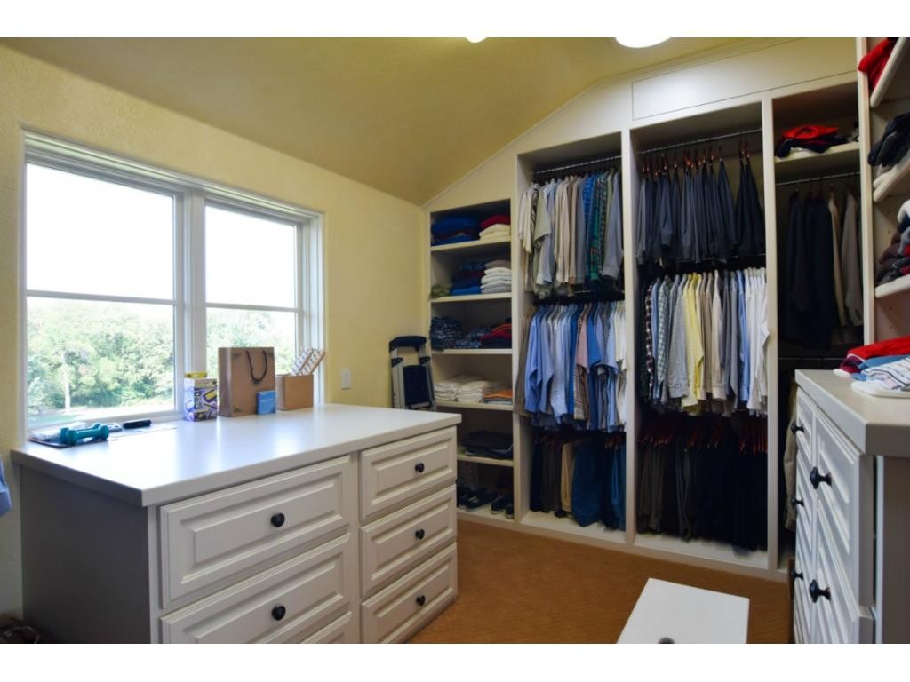 12258 Creek Forest master closet