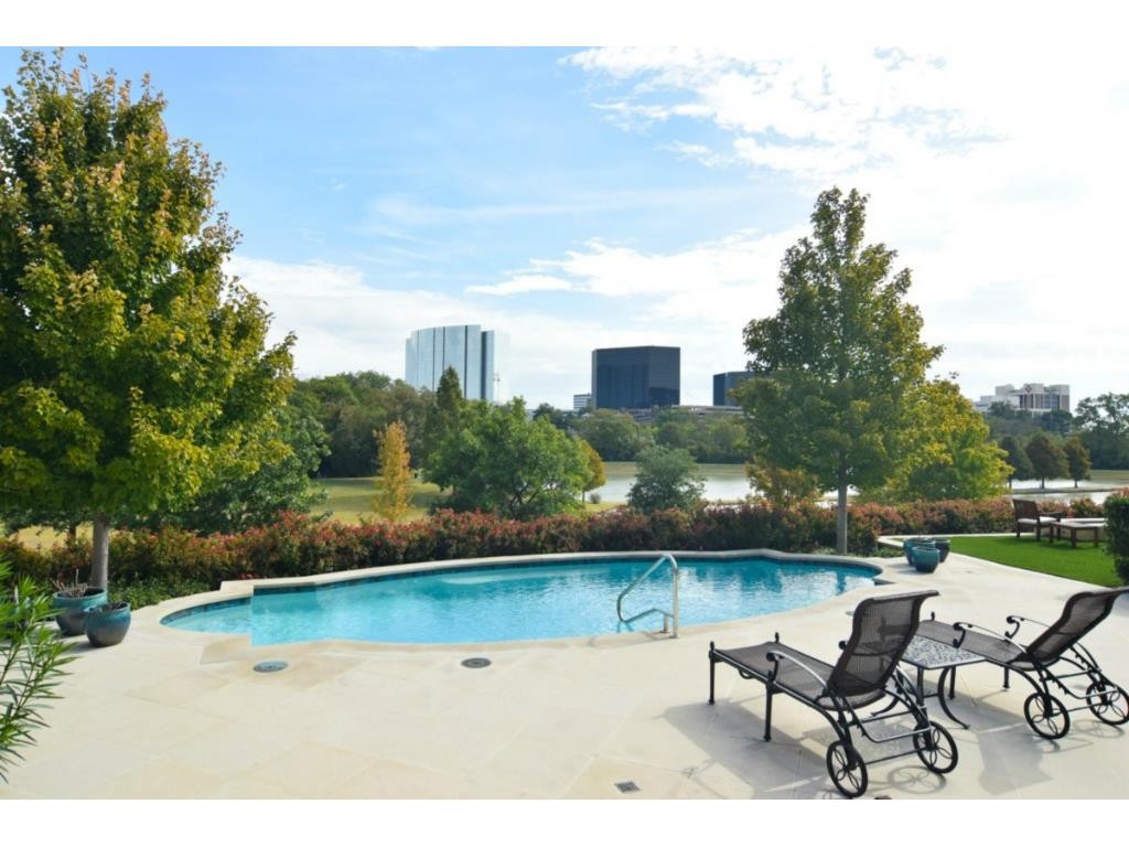 12258 Creek Forest pool