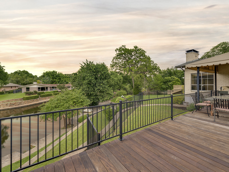 4224 Briarwood deck