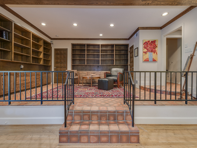 4224 Briarwood den 2
