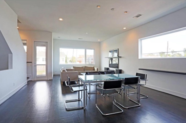 Oak Lawn Townhome