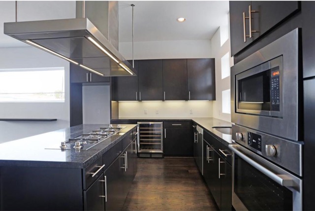 Oak Lawn Townhome