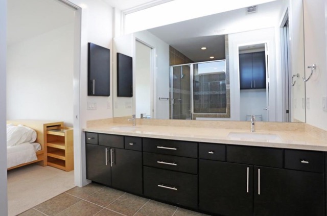 Oak Lawn Townhome