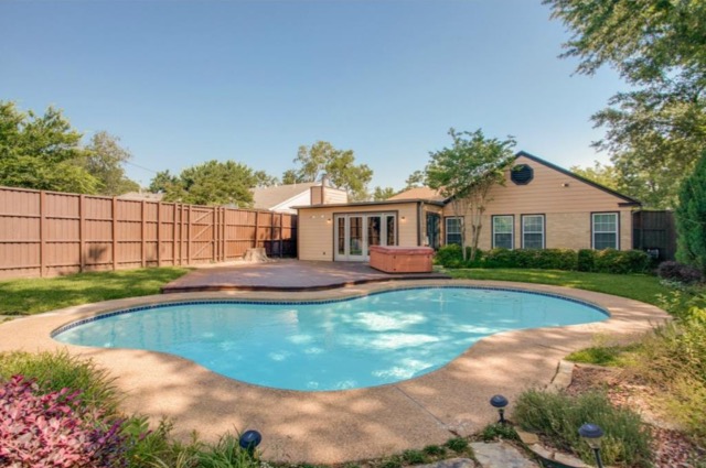 5824 Palm Ln 