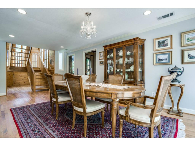6426 Meadow Formal Dining 2