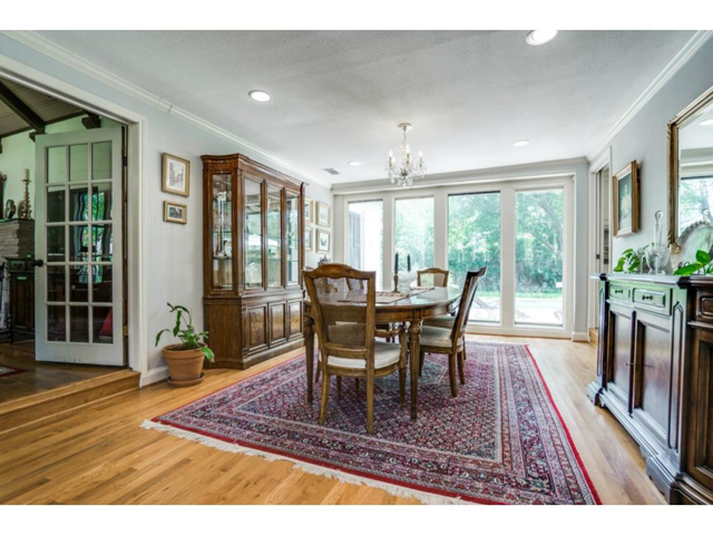6426 Meadow Formal Dining