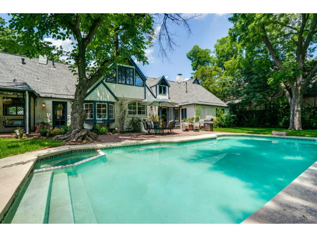 6426 Meadow Pool
