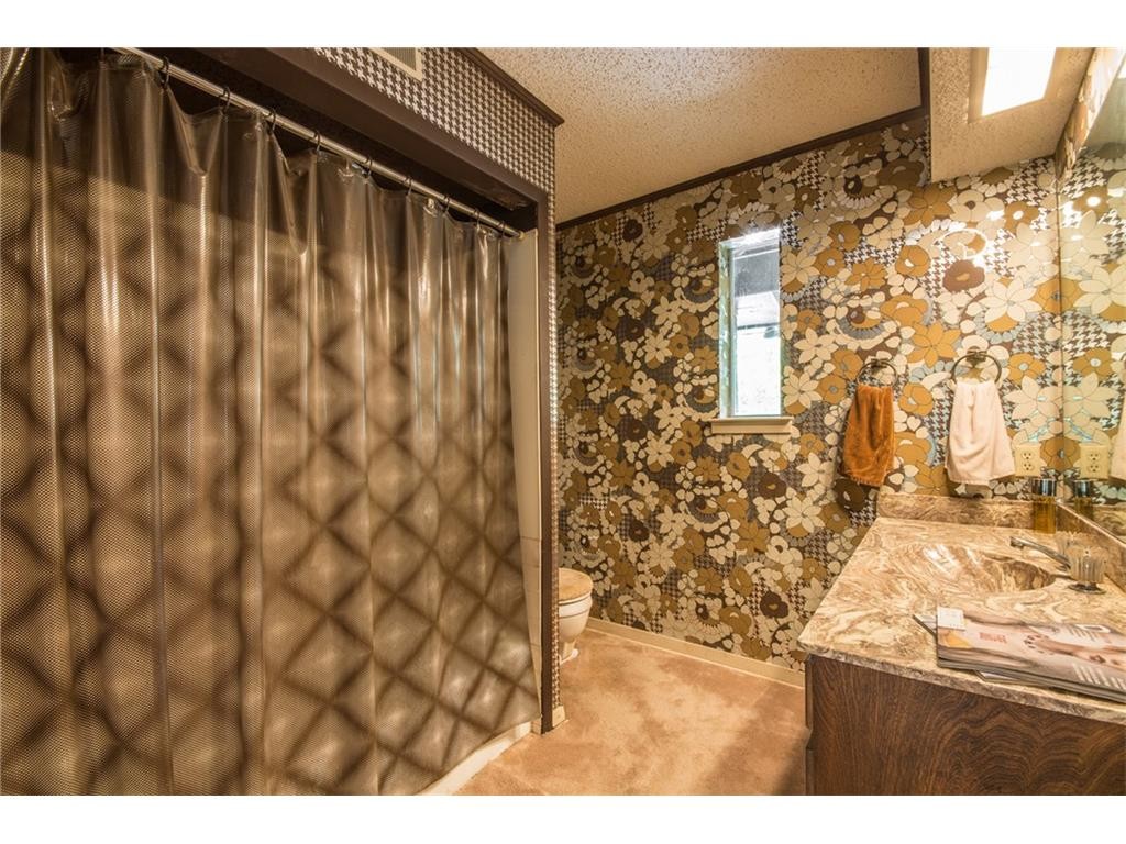 10225 Betty Jane Lane master bath