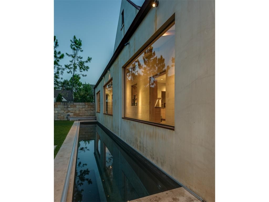 4208 Shenandoah lap pool1