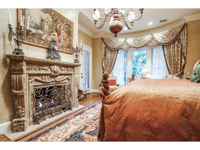 5009 Spanish Oaks Master Fireplace