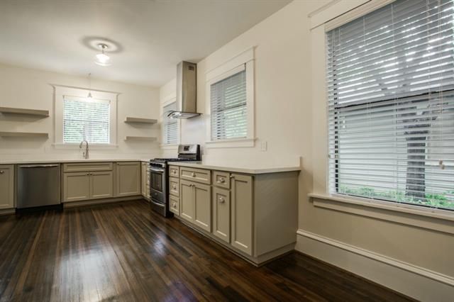 Oak Cliff Craftsman 