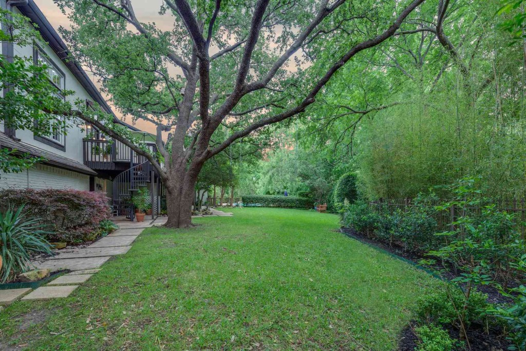 11259 Leachman Cir-22-X3