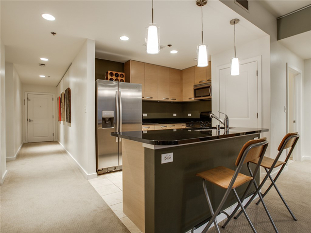 1200 Main #409 Kitchen