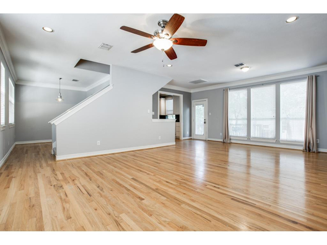 3308 Throckmorton Living 2