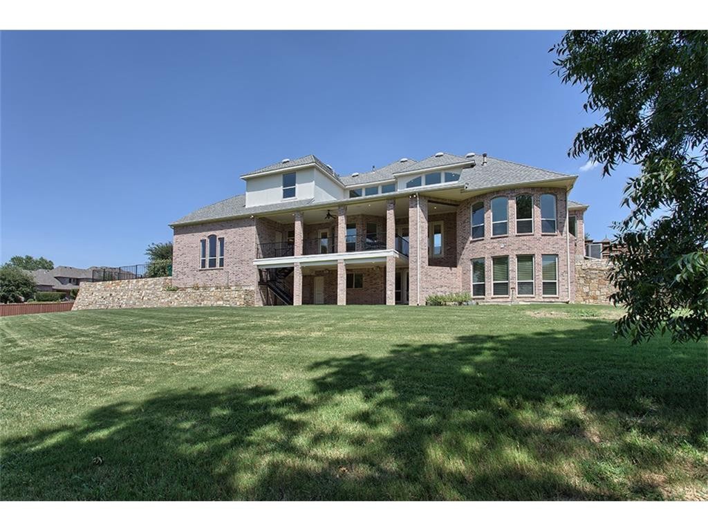 413 Windwood court rear