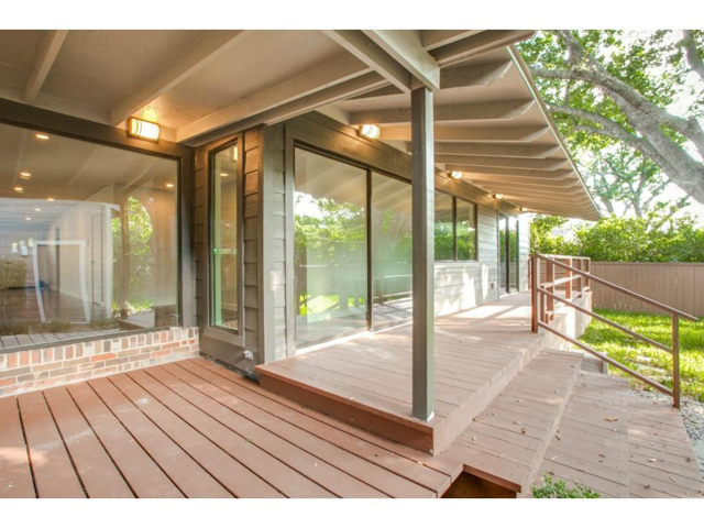 9655 Lakemont Deck 2