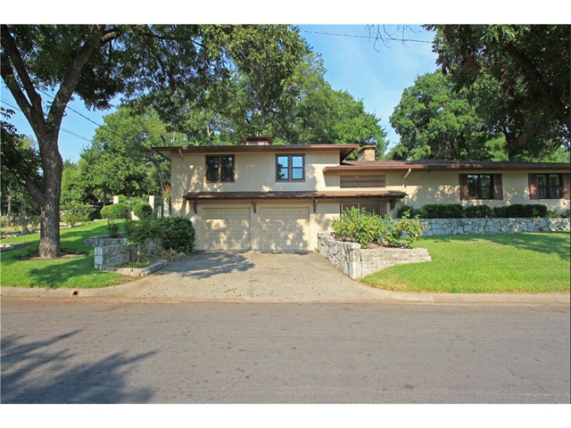 1006 Knott Garage