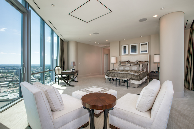 1301 Throckmorton #3301-20