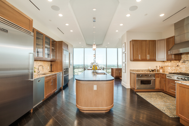 1301 Throckmorton #3301-6