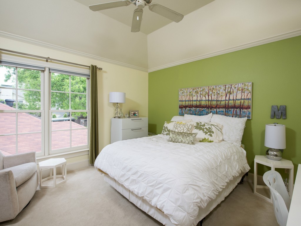 3325 Greenbrier bedroom 1