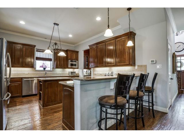 5932 Richmond Kitchen 4