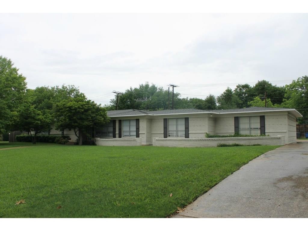 6009 Del Norte