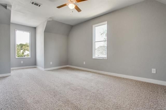 810 W 12th S