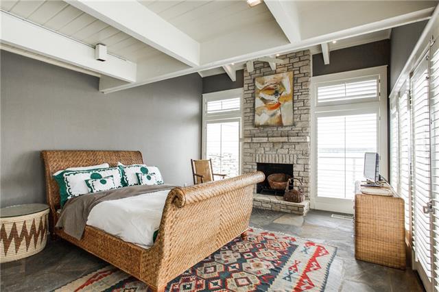 Agarita Circle guest room 3