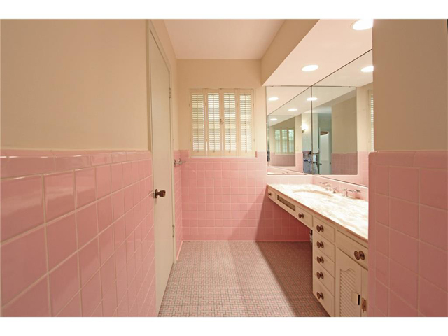 Pink Master Vanity Side