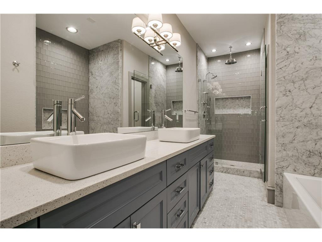 236 N Waverly Master Bath