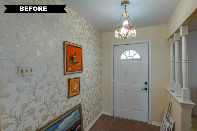 3233 Dothan entryway before