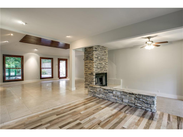 3820 Shorecrest Living 3