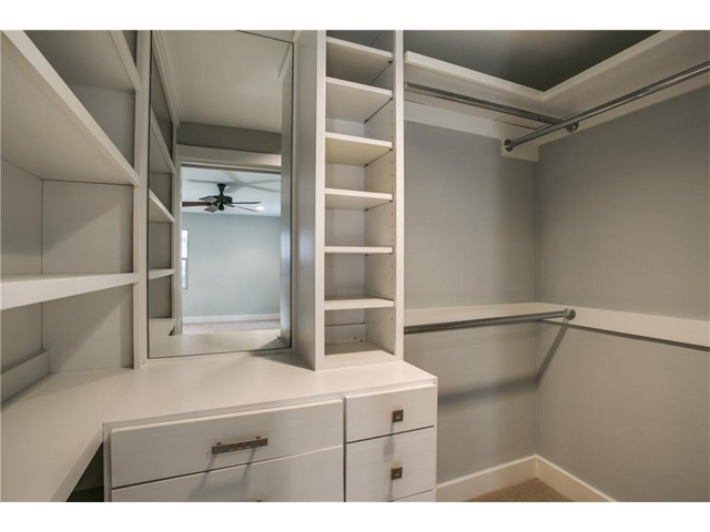 3820 Shorecrest Master Closet