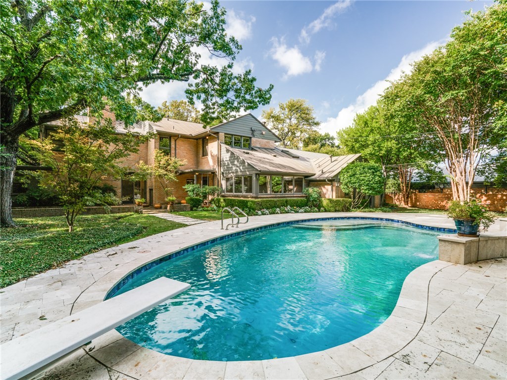 5343 Wenonah pool yard