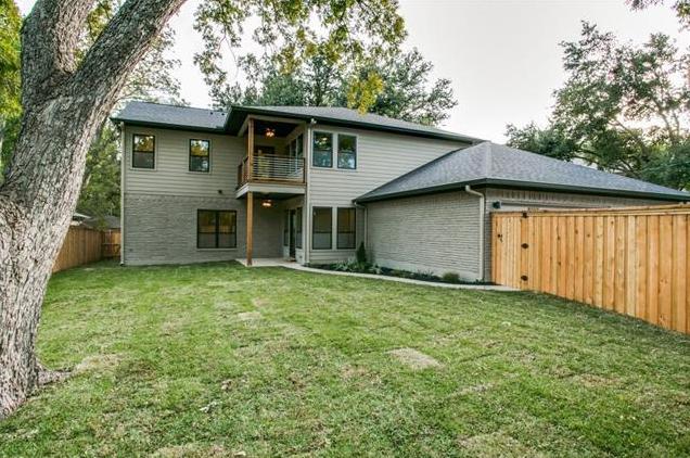 9725 Shadydale Backyard 2