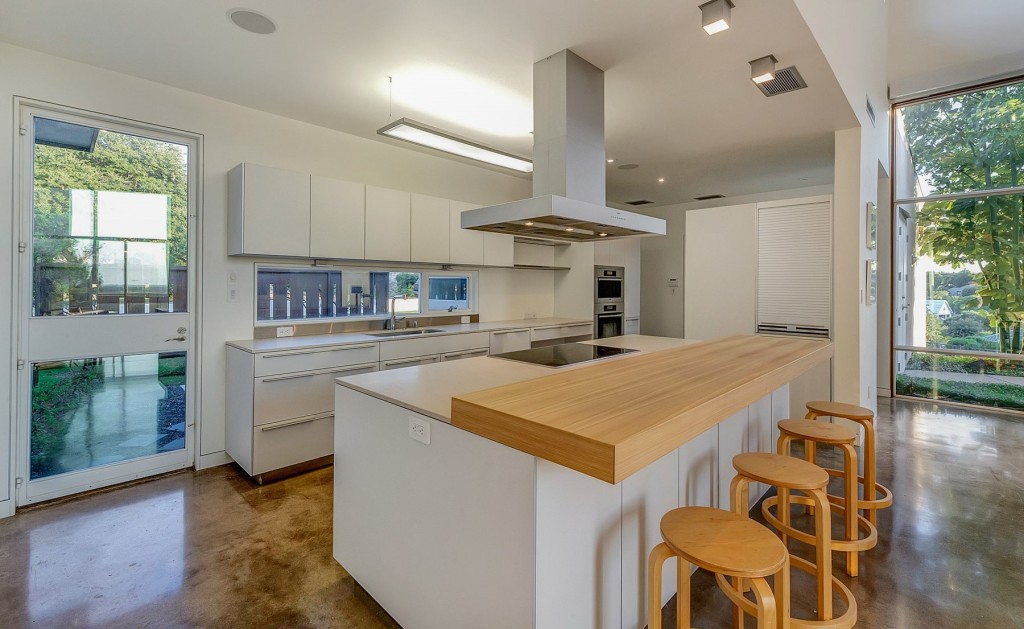 Sahalee kitchen