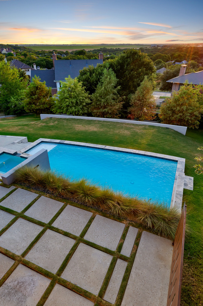 Sahalee pool