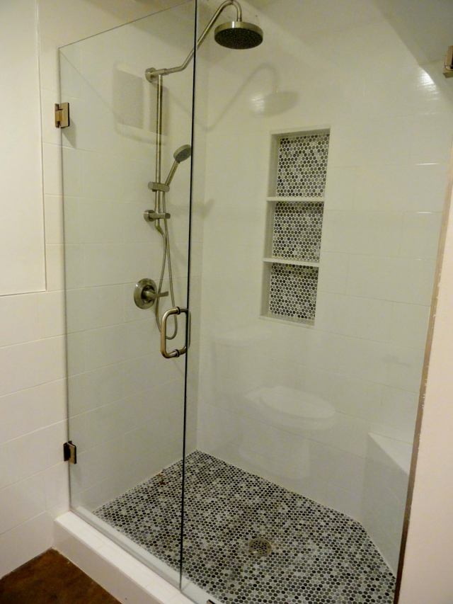 Suite 250 Glass Shower
