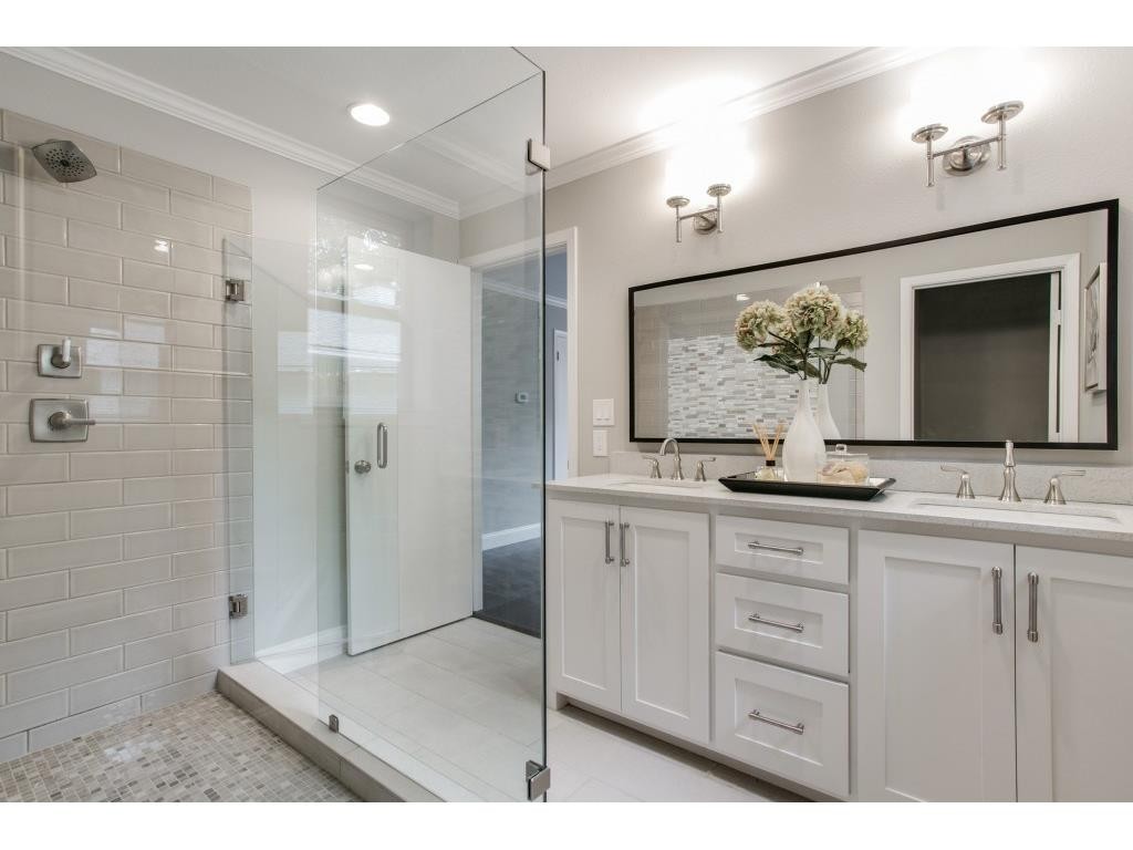 13 mstr bath