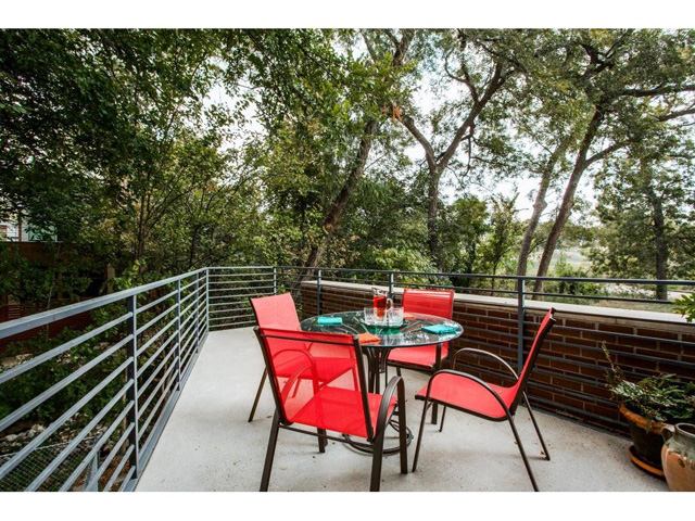 2239 Kessler Woods Dining Balcony