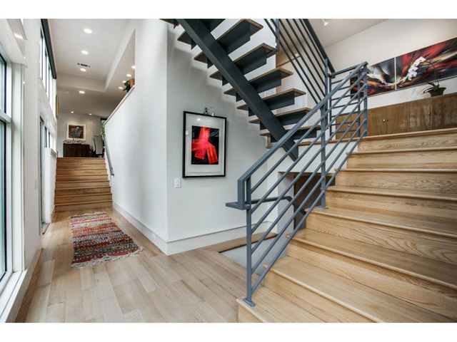 2239 Kessler Woods Entry 2