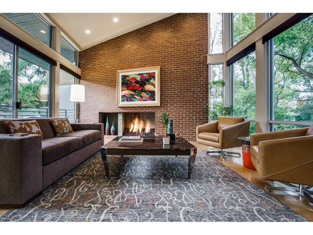 2239 Kessler Woods Living 3