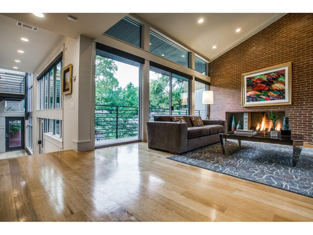 2239 Kessler Woods Living