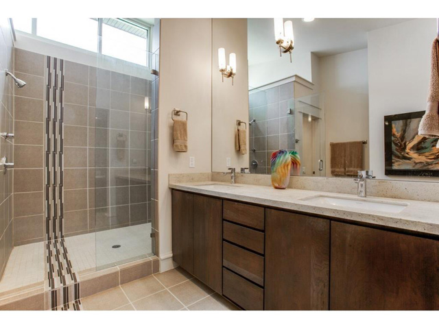 2239 Kessler Woods Master Bath