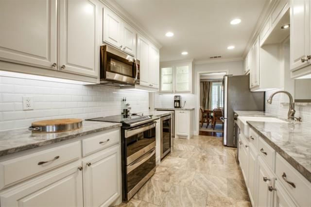 6948 Heatherknoll D