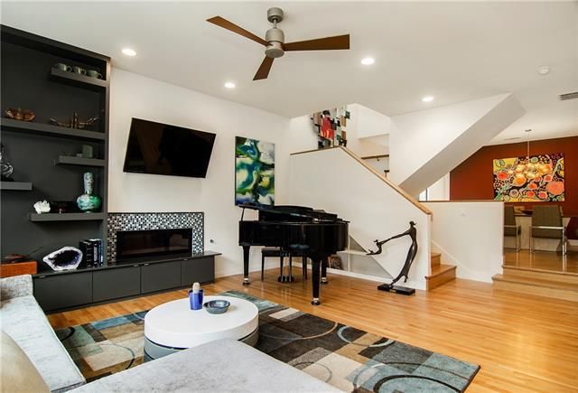 7122 La Vista B