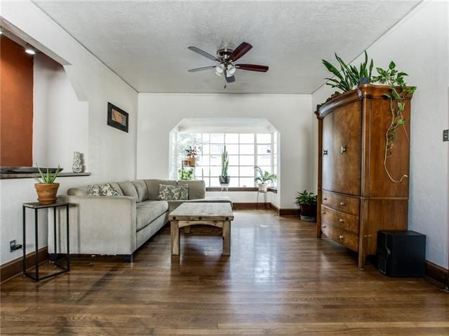 Oak Cliff basement