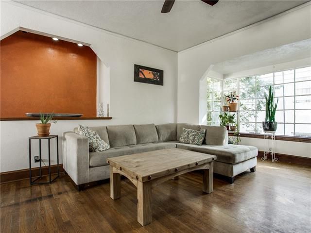 Oak Cliff basement