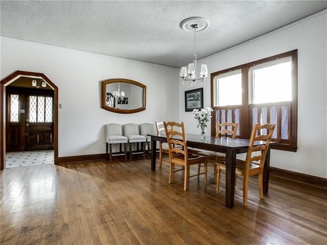 Oak Cliff basement