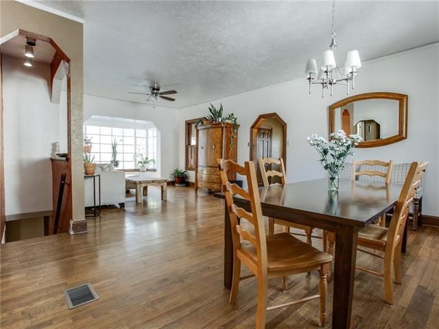 Oak Cliff basement